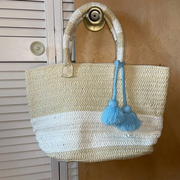 Altru NWOT Straw Bag Beach Tassel Cream White Stripe Purse Boho Tote Blue Roomy - Picture 7 of 16